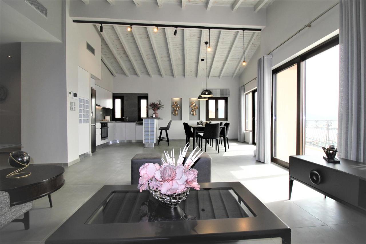 The Victoria-City Apartment Лефкада Экстерьер фото