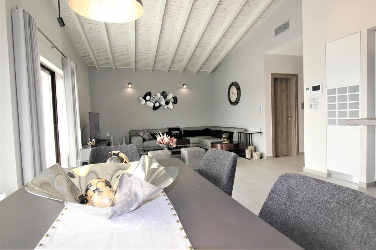 The Victoria-City Apartment Лефкада Экстерьер фото